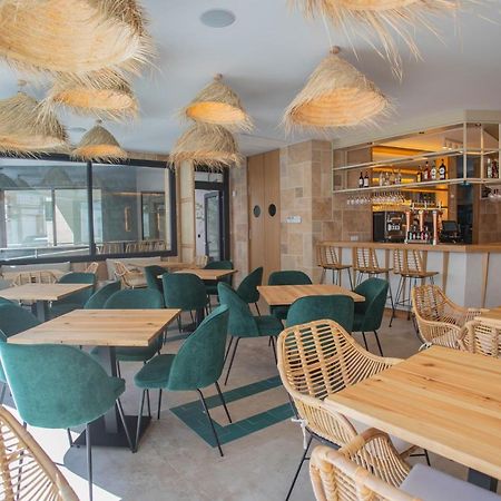 Oikos Apartamentos Turisticos Monesterio Exteriör bild