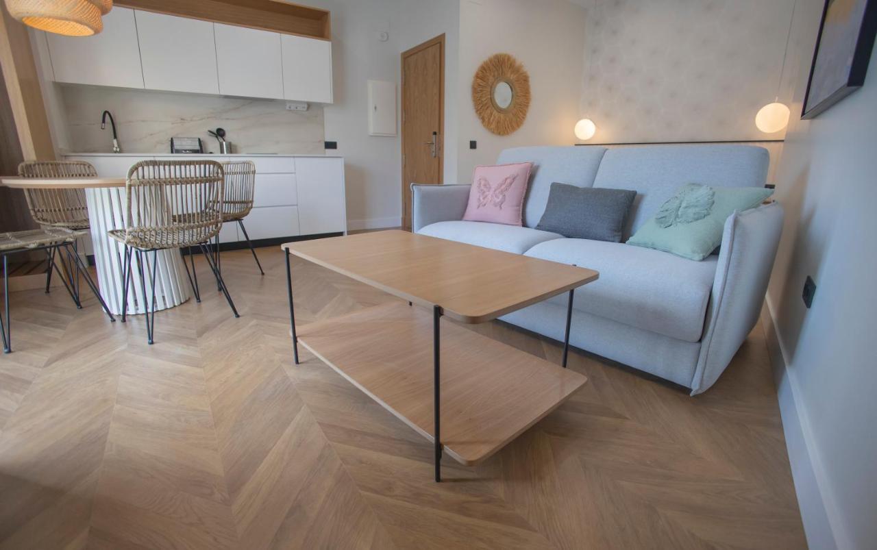 Oikos Apartamentos Turisticos Monesterio Exteriör bild