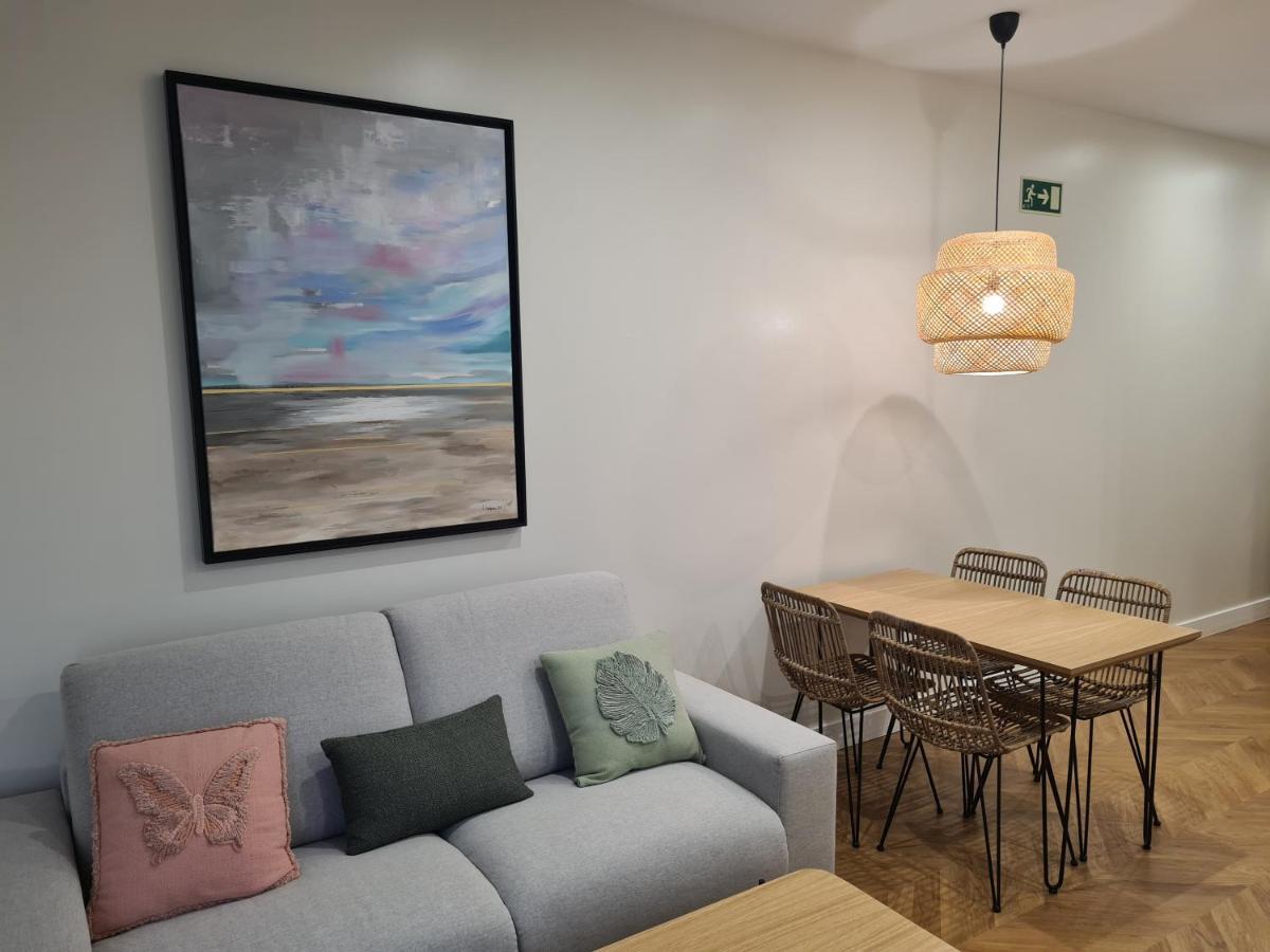 Oikos Apartamentos Turisticos Monesterio Exteriör bild