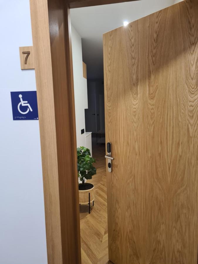 Oikos Apartamentos Turisticos Monesterio Exteriör bild