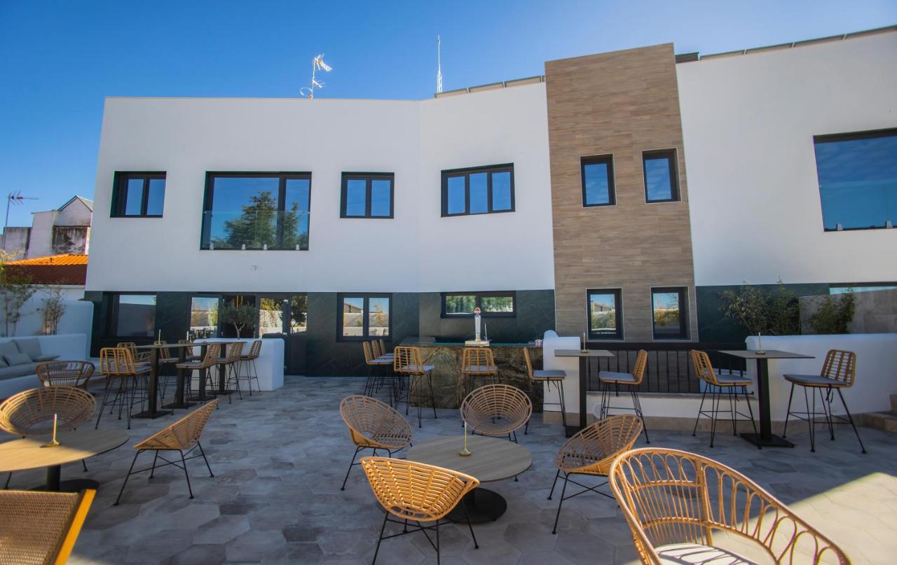 Oikos Apartamentos Turisticos Monesterio Exteriör bild
